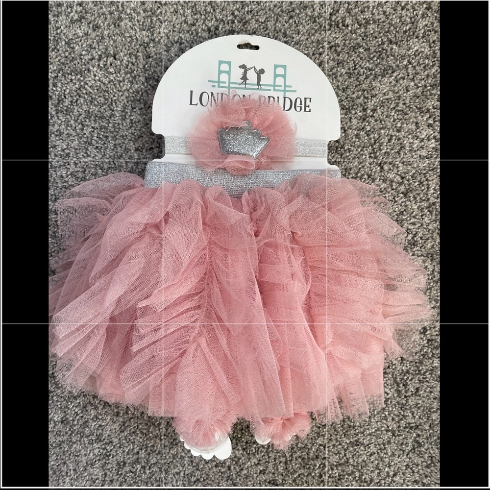 London Bridge Newborn photo props